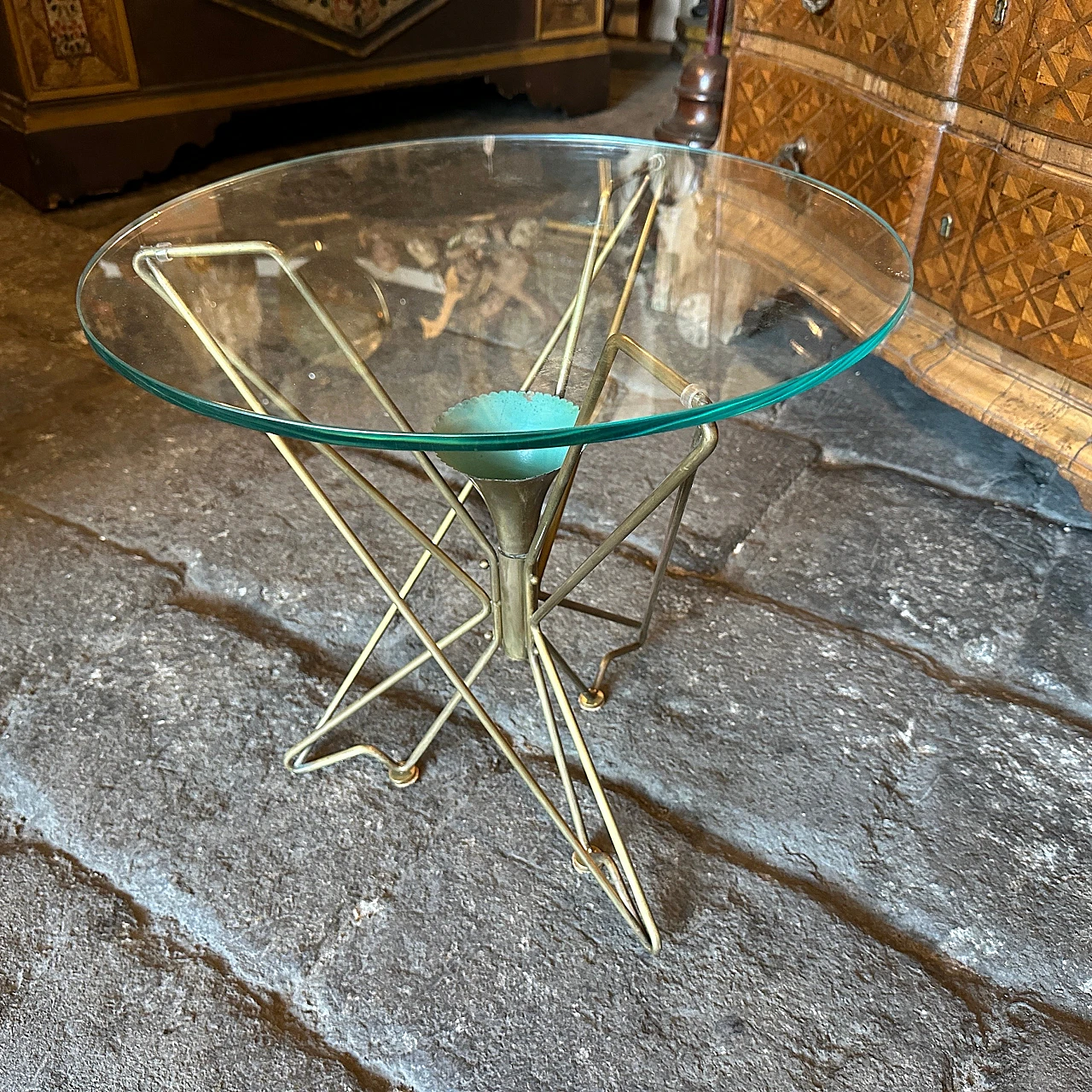 Round solid brass coffee table attributed to Gio Ponti, 1950s 2