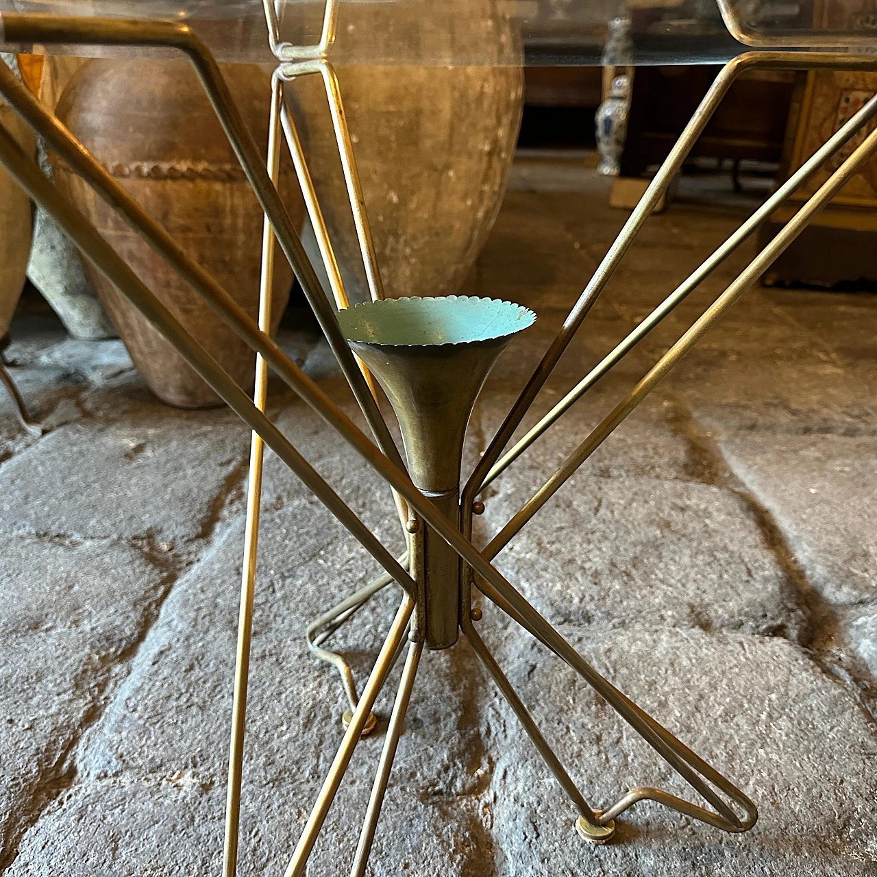 Round solid brass coffee table attributed to Gio Ponti, 1950s 9