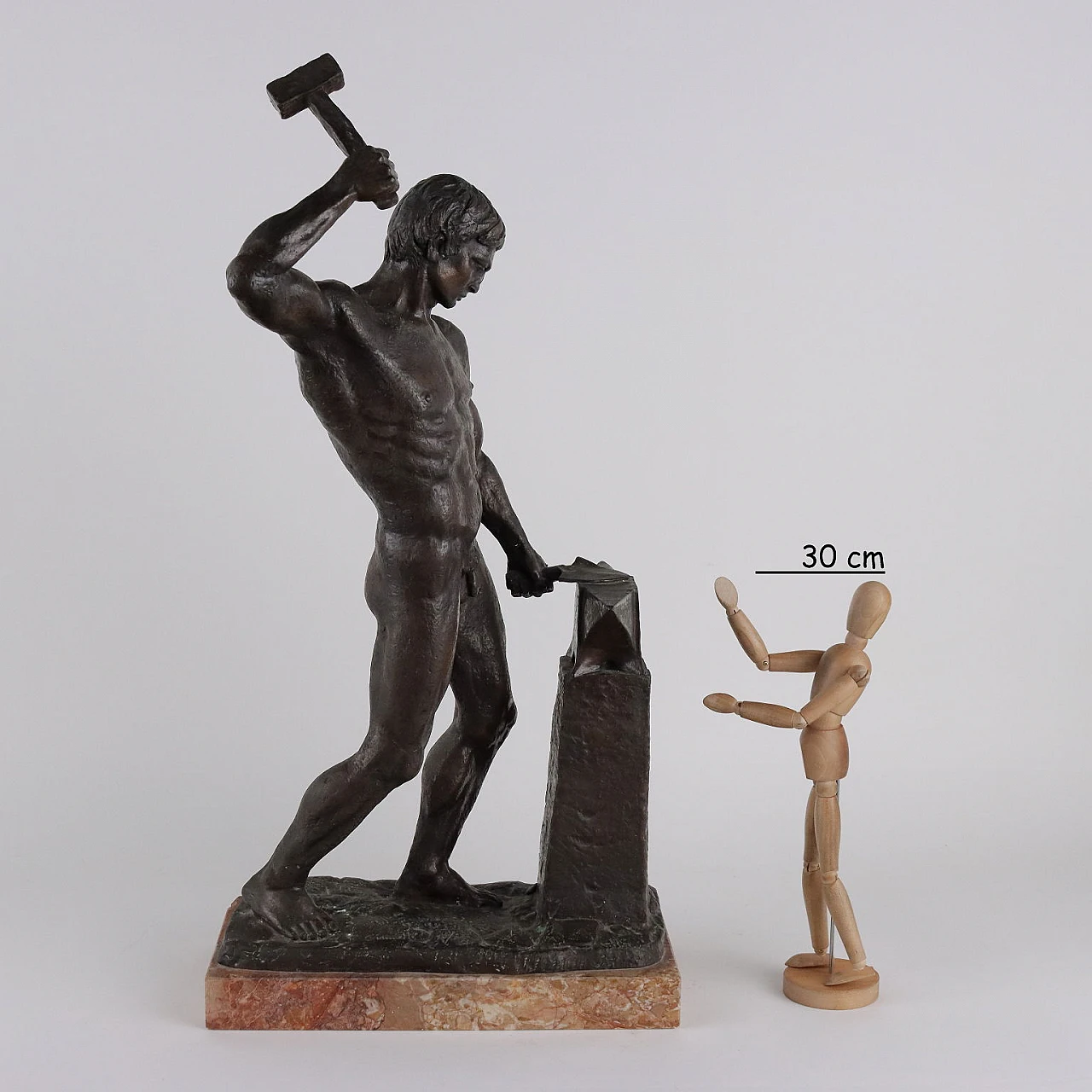 Giannetti, Il Fabbro, nudo maschile, scultura di bronzo e base marmo 2