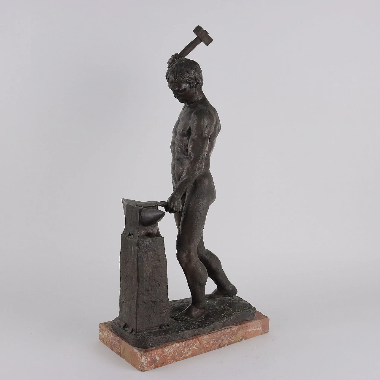 Giannetti, Il Fabbro, nudo maschile, scultura di bronzo e base marmo 6