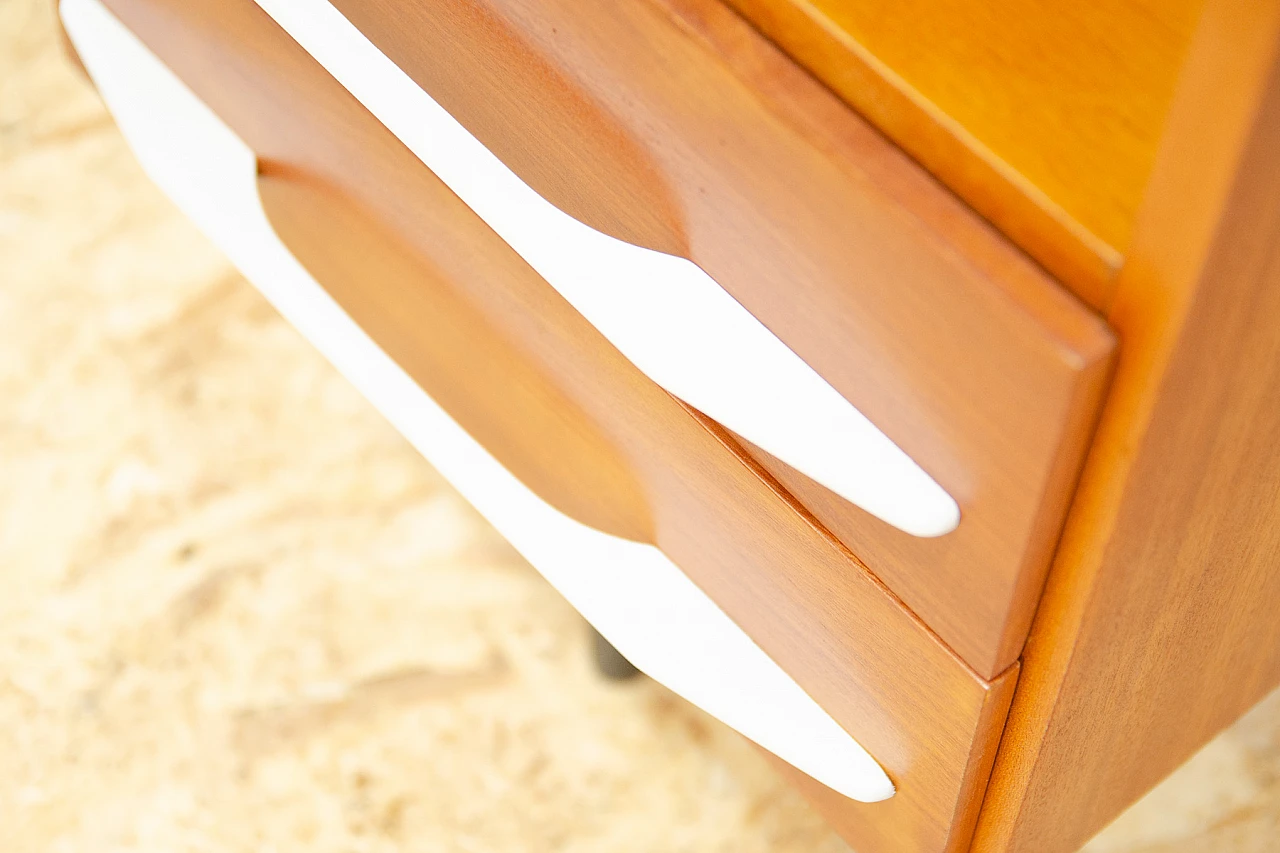 Comodino in legno e vetro di Mojmír Požár per UP Závody, anni '60 10