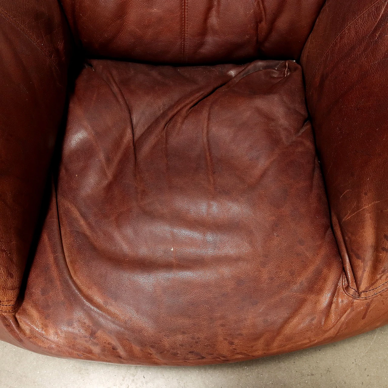 Le Bambole leather armchair by Mario Bellini for C&B Italia, 1970s 5