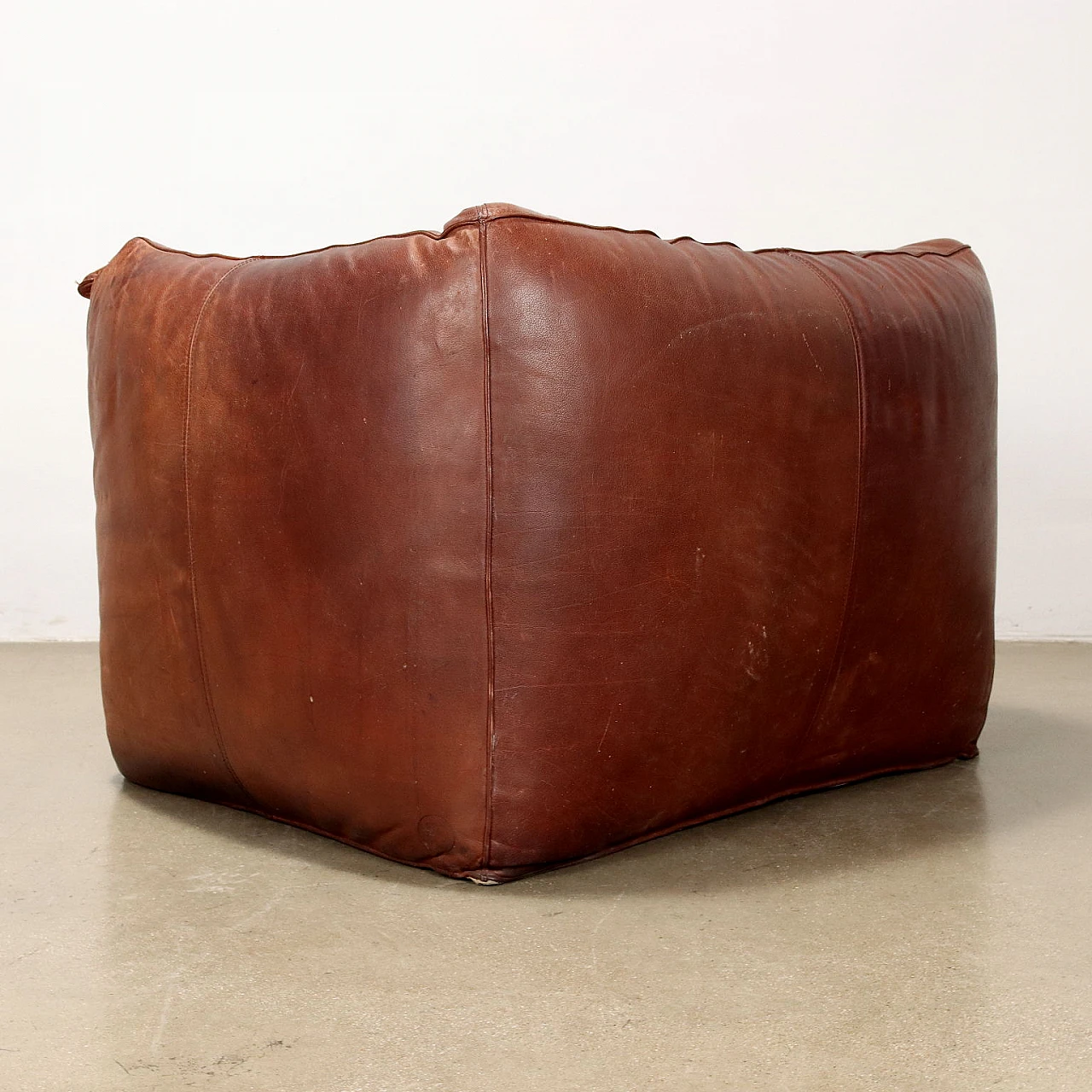 Le Bambole leather armchair by Mario Bellini for C&B Italia, 1970s 8