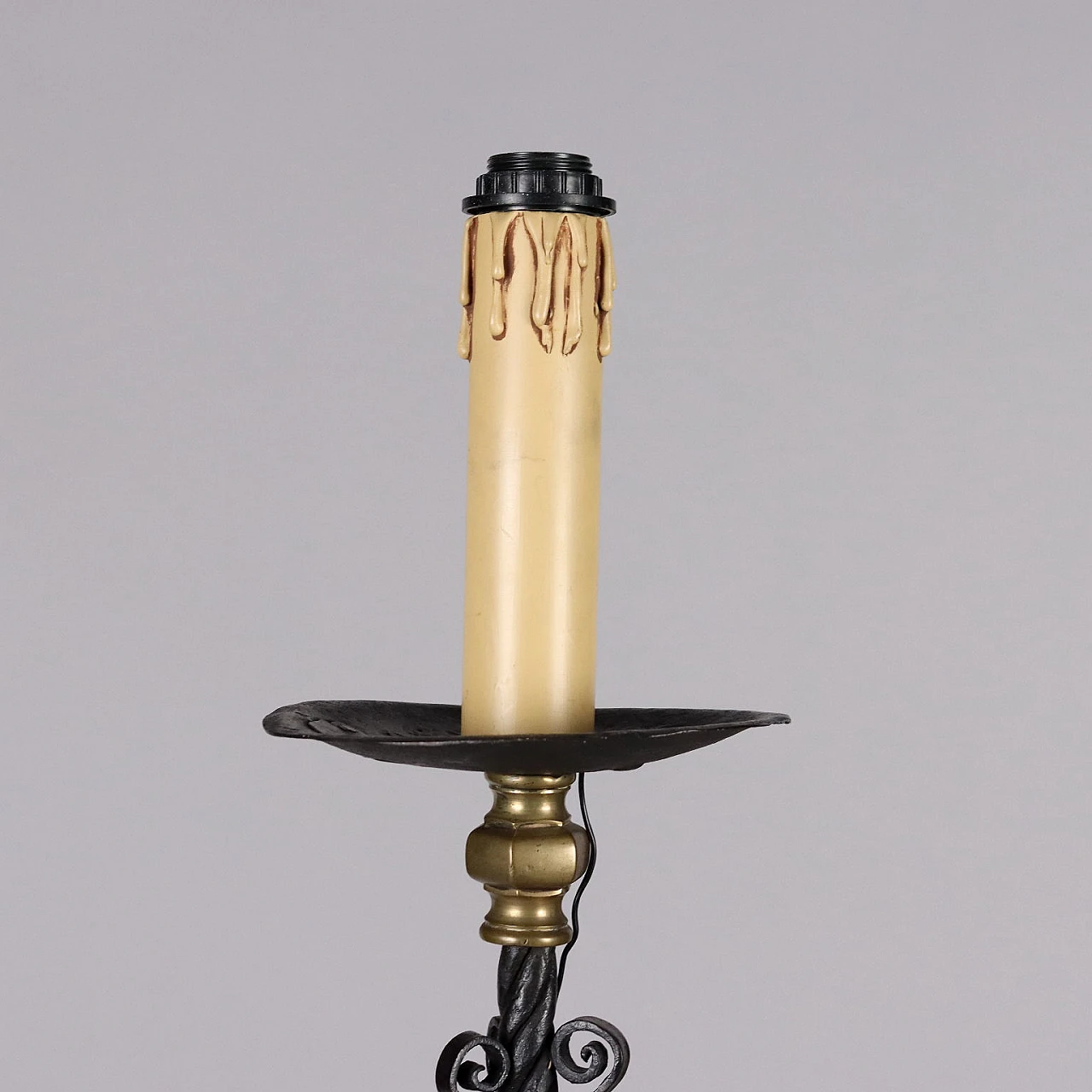Candle holder in wrought iron with brass inserts, 19th century 3