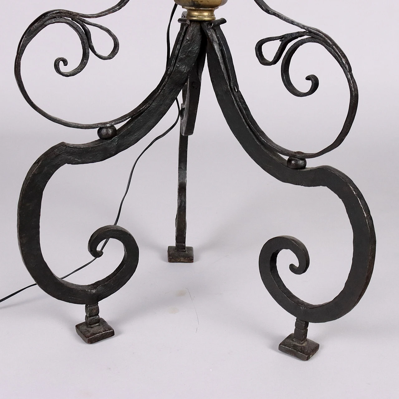 Candle holder in wrought iron with brass inserts, 19th century 6