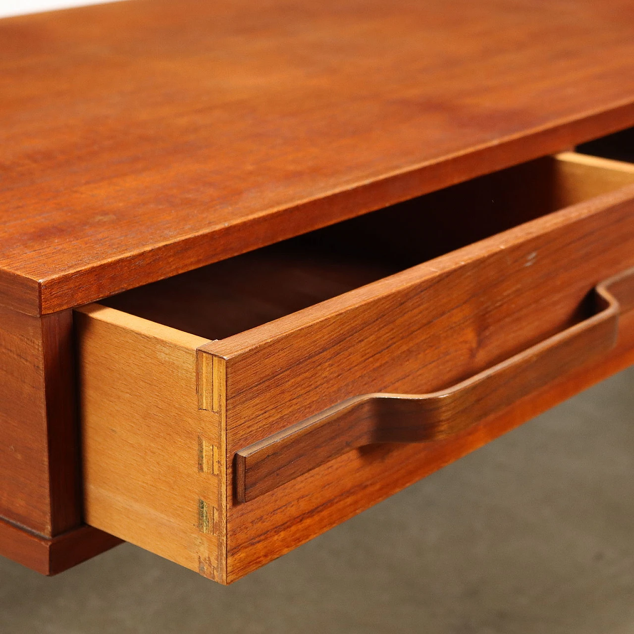 Side table in teak with drawers and pull-out trays, 1960s 5