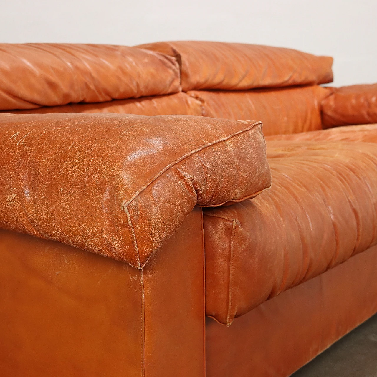 Erasmo leather sofa by Afra e Tobia Scarpa for B&B, 1970s 3