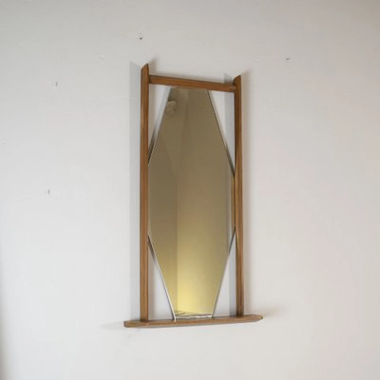 Hexagonal mirror with wooden frame attributed to Ico Parsi, 1960s 2