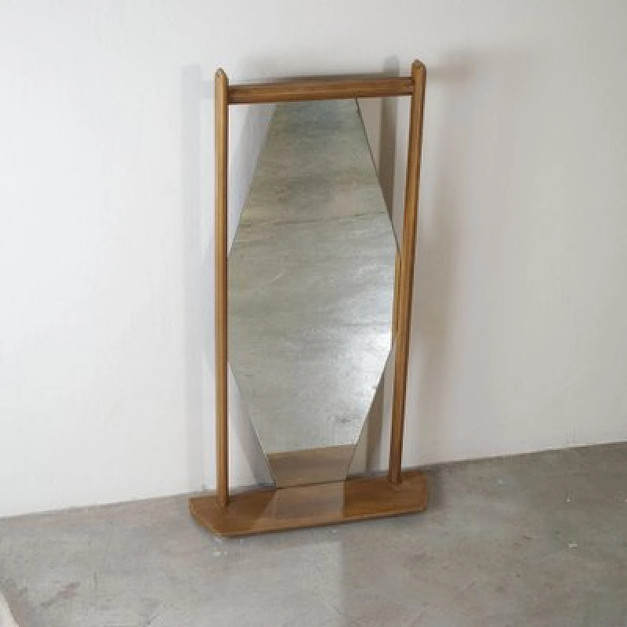 Hexagonal mirror with wooden frame attributed to Ico Parsi, 1960s 7