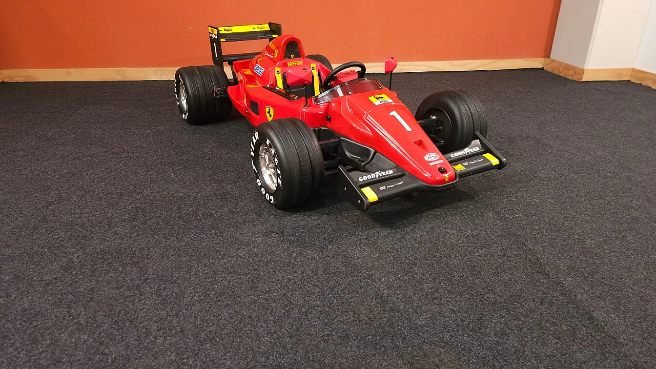 F1 Ferrari electric car by Toys Toys, 1990s 17