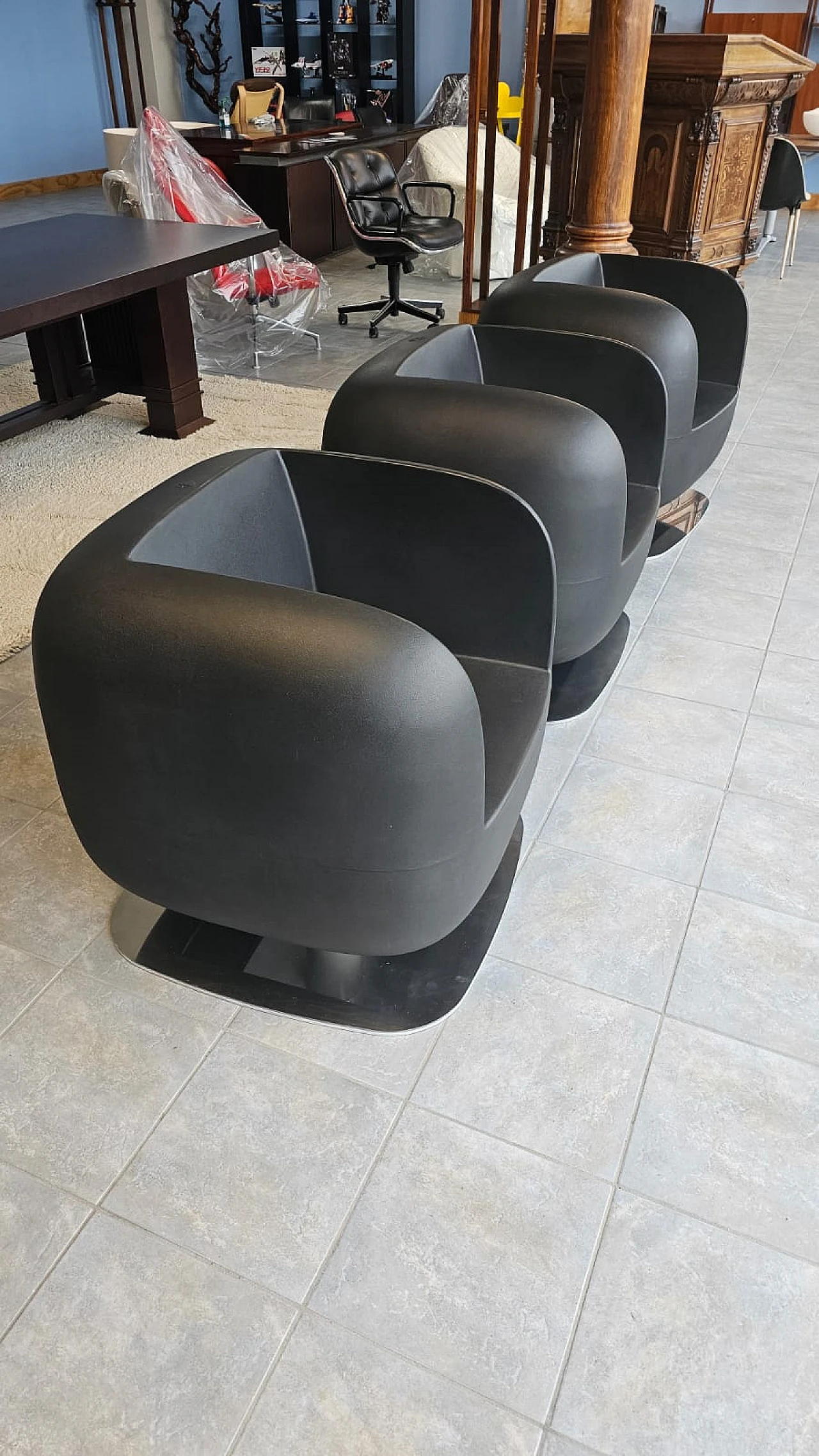 3 Big Jim armchairs by Stefano Getzel for Luxy 2