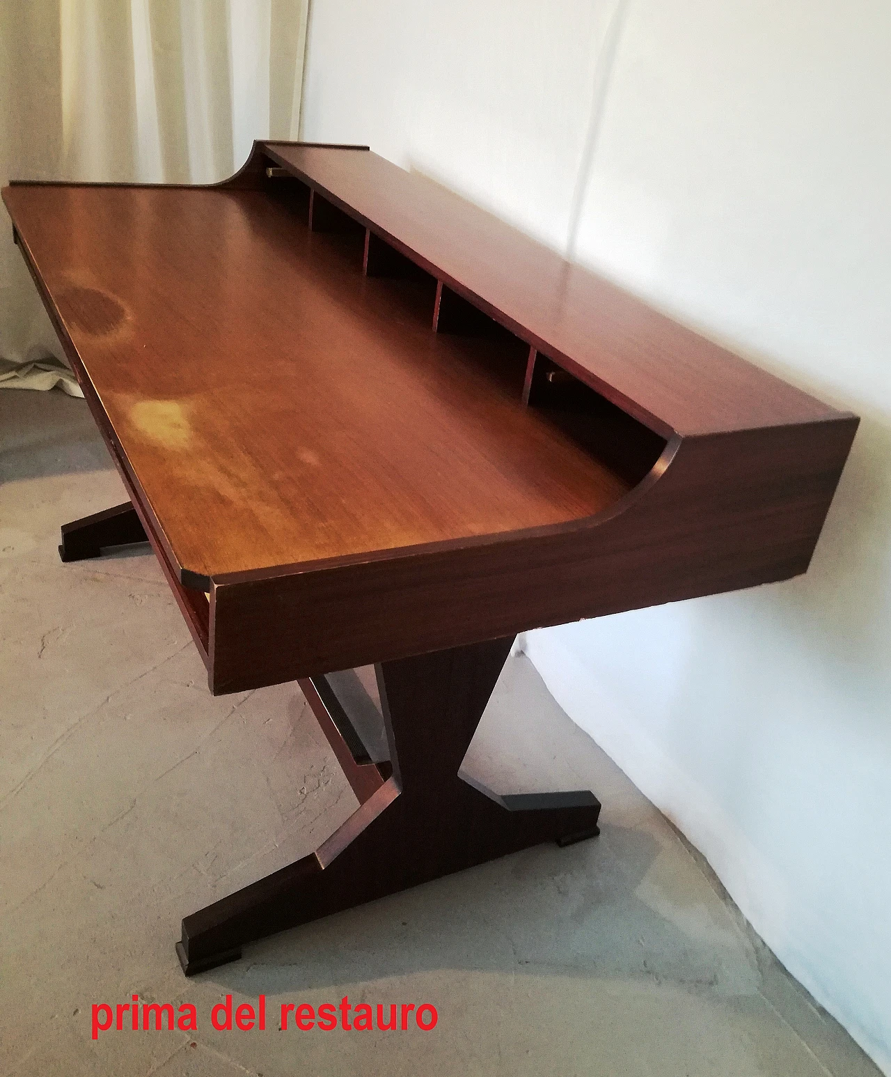 Rosewood desk with 5 drawers in G. Frattini's style, 1960s 20