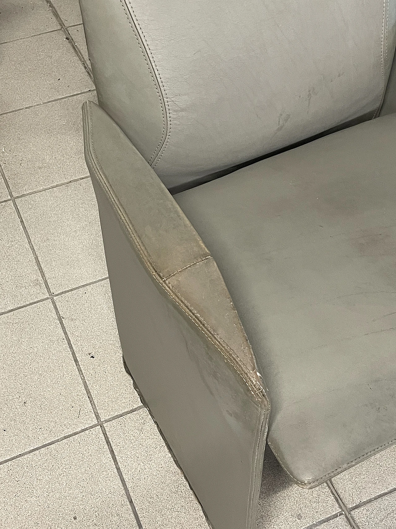 4 Leather armchairs by G. Offredi for Saporiti Italia, 1980s 11