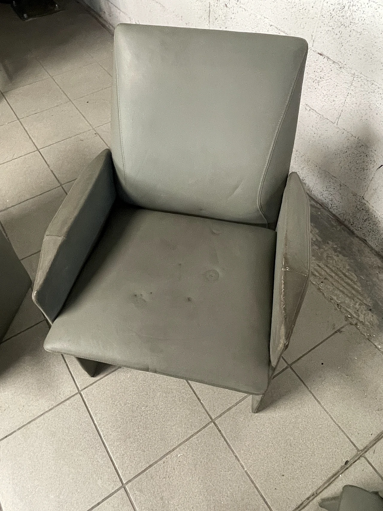 4 Leather armchairs by G. Offredi for Saporiti Italia, 1980s 12