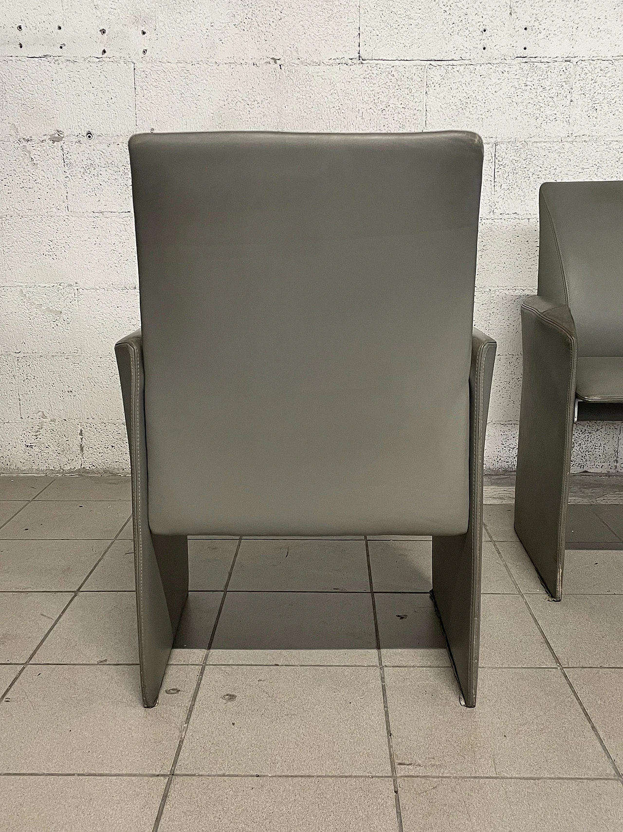 4 Leather armchairs by G. Offredi for Saporiti Italia, 1980s 17