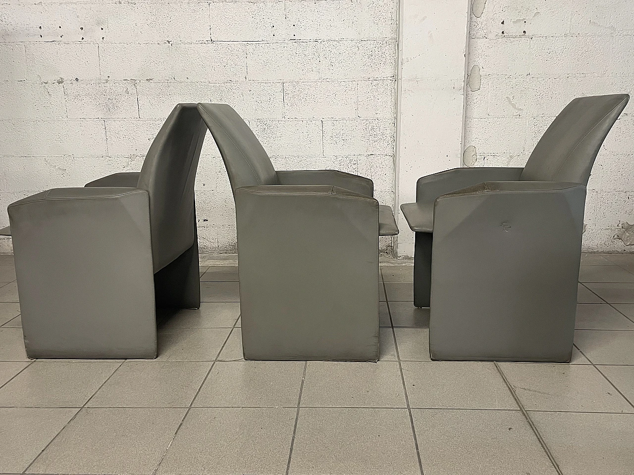 4 Leather armchairs by G. Offredi for Saporiti Italia, 1980s 20