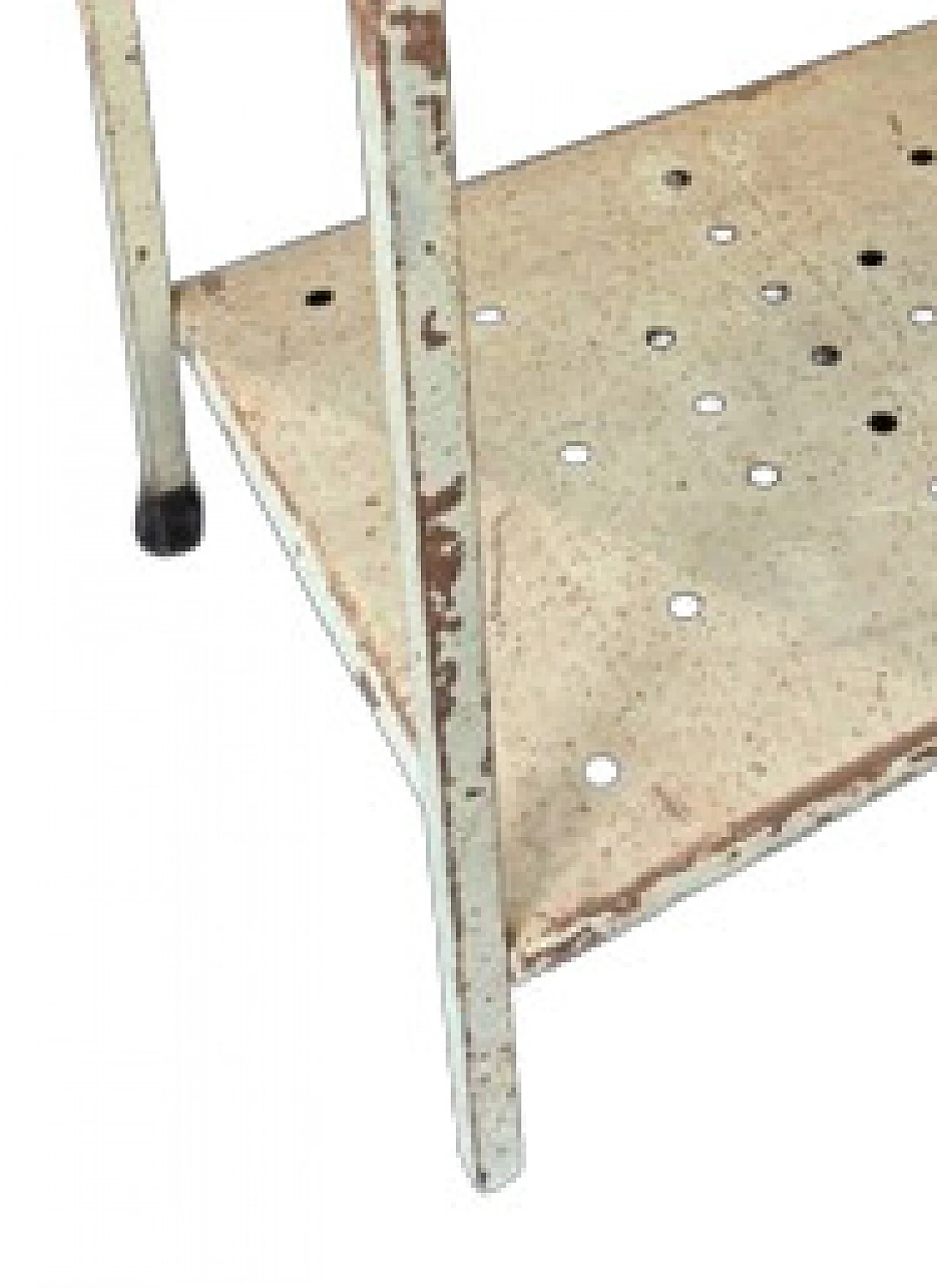 Metal magazine rack 3