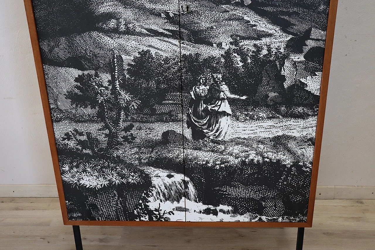 Armadio a due ante con decorazione a stampa, anni '70 6