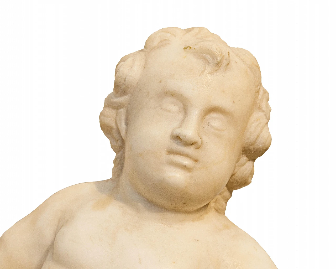 Lying putto with dove, marble sculpture, 17th century 2