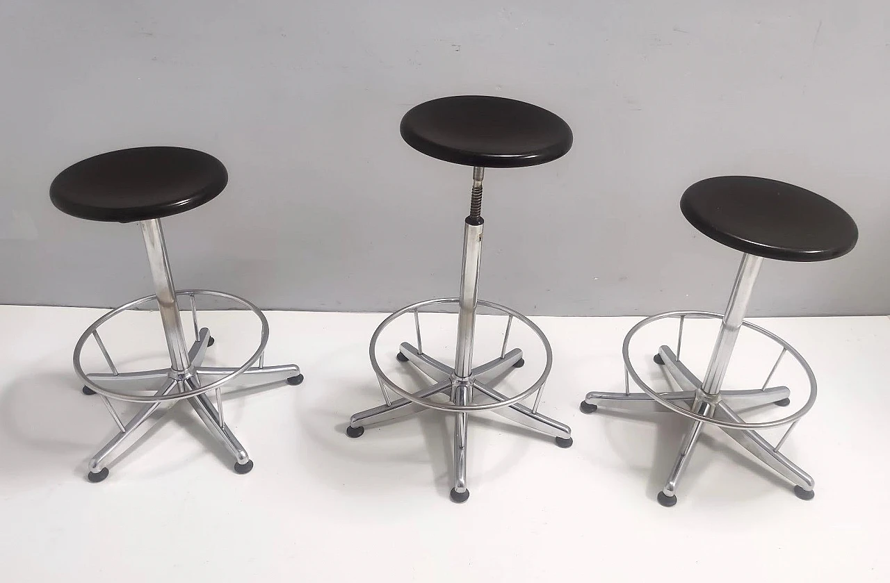 Adjustable chromed metal and black plastic stool, 1960s 2