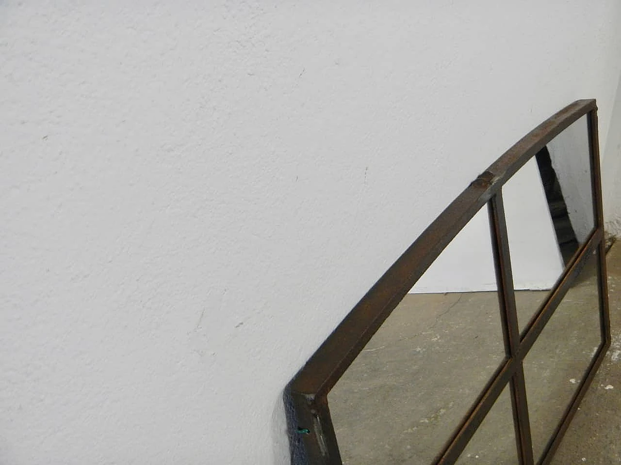 Specchio finestra in ferro marrone, anni '50 6