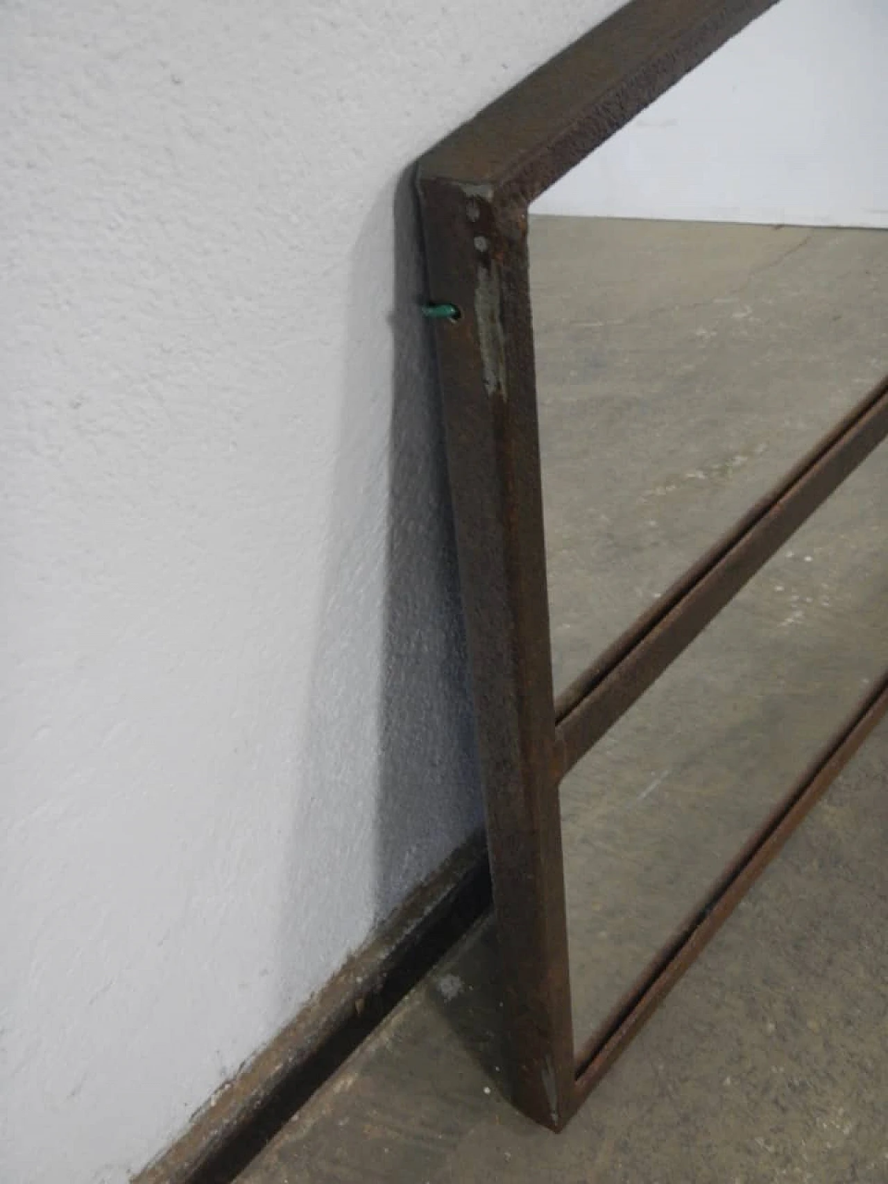 Specchio finestra in ferro marrone, anni '50 8