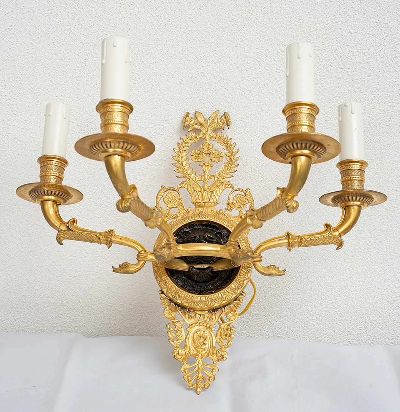 4 Empire wall lights in gilded and patinated bronze, 19th century 3