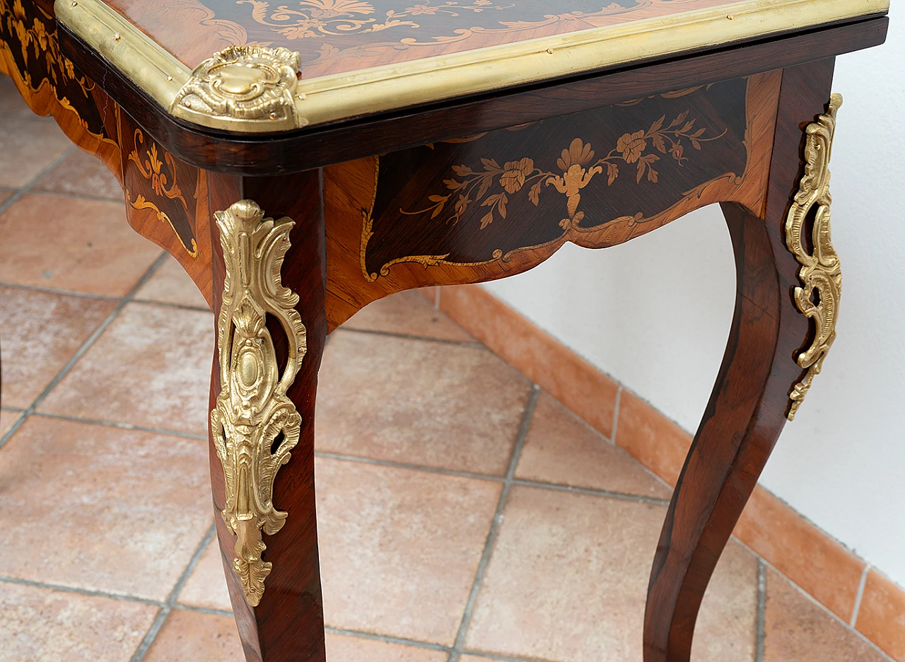 Tavolino da gioco Napoleone III in legno intarsiato e bronzo, '800 3