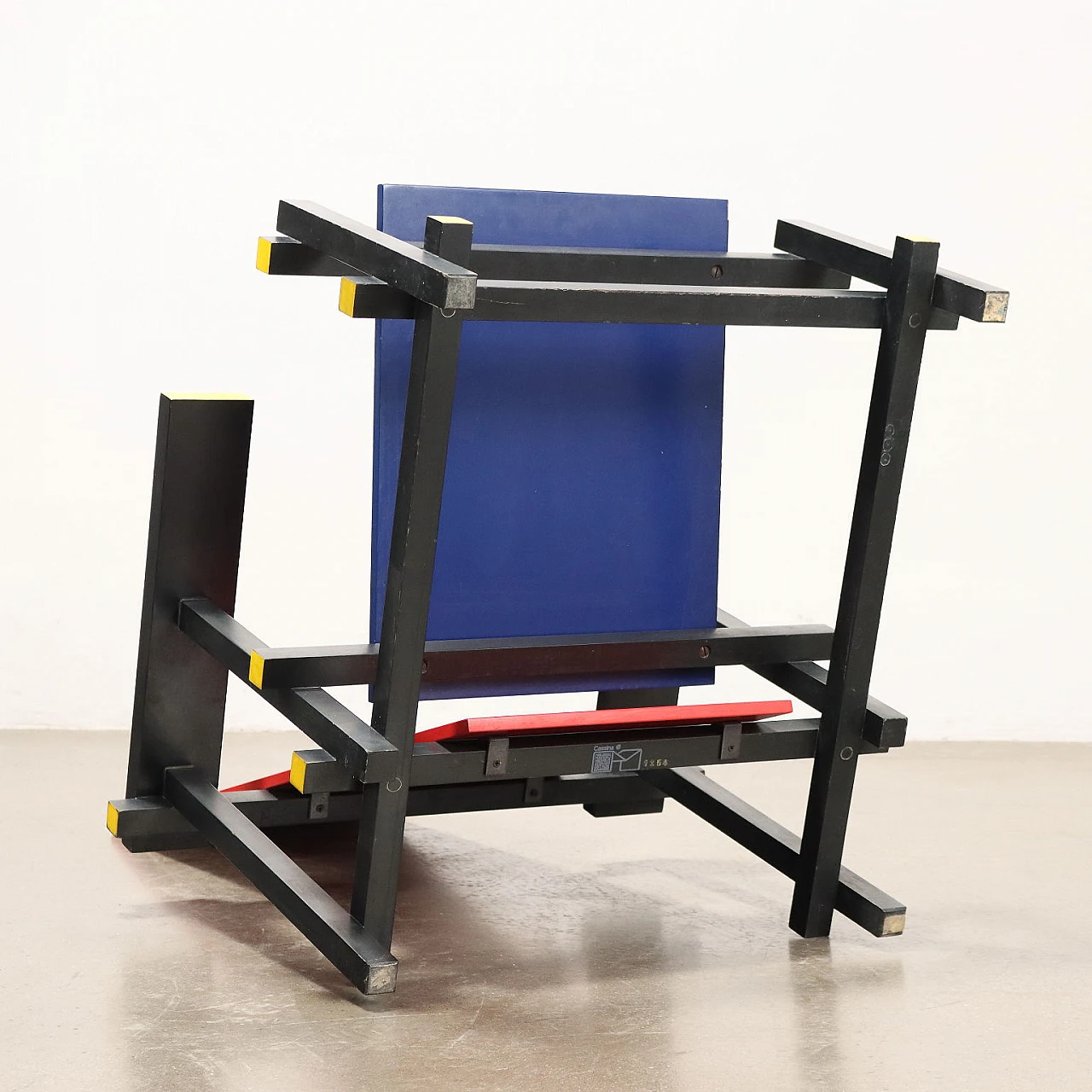 Red & Blue wooden armchair by Gerrit Rietveld For Cassina, 1980s 10