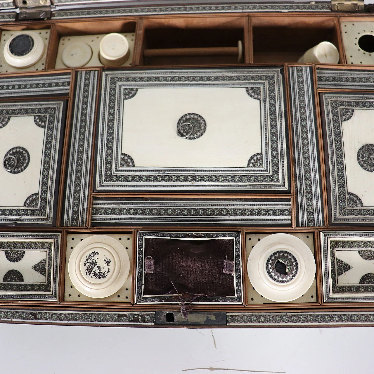 Sandalwood and bone sewing box, India, 19th century 3