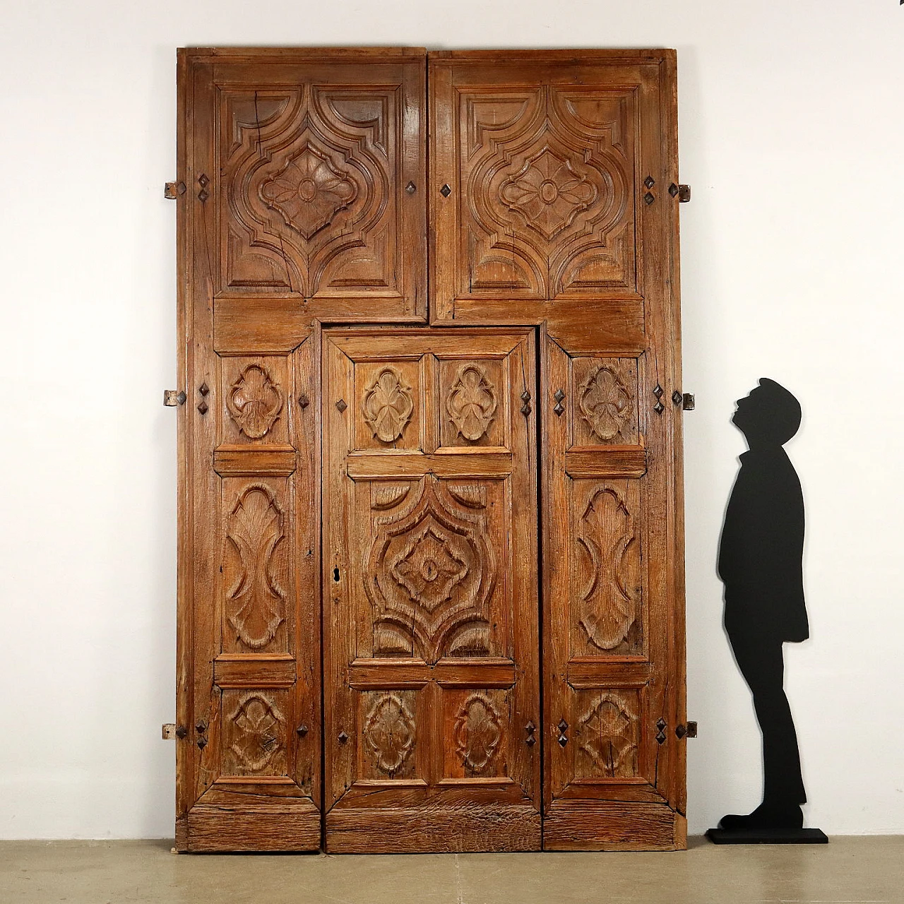 Carved walnut portal with spider's web panels, early 18th century 1