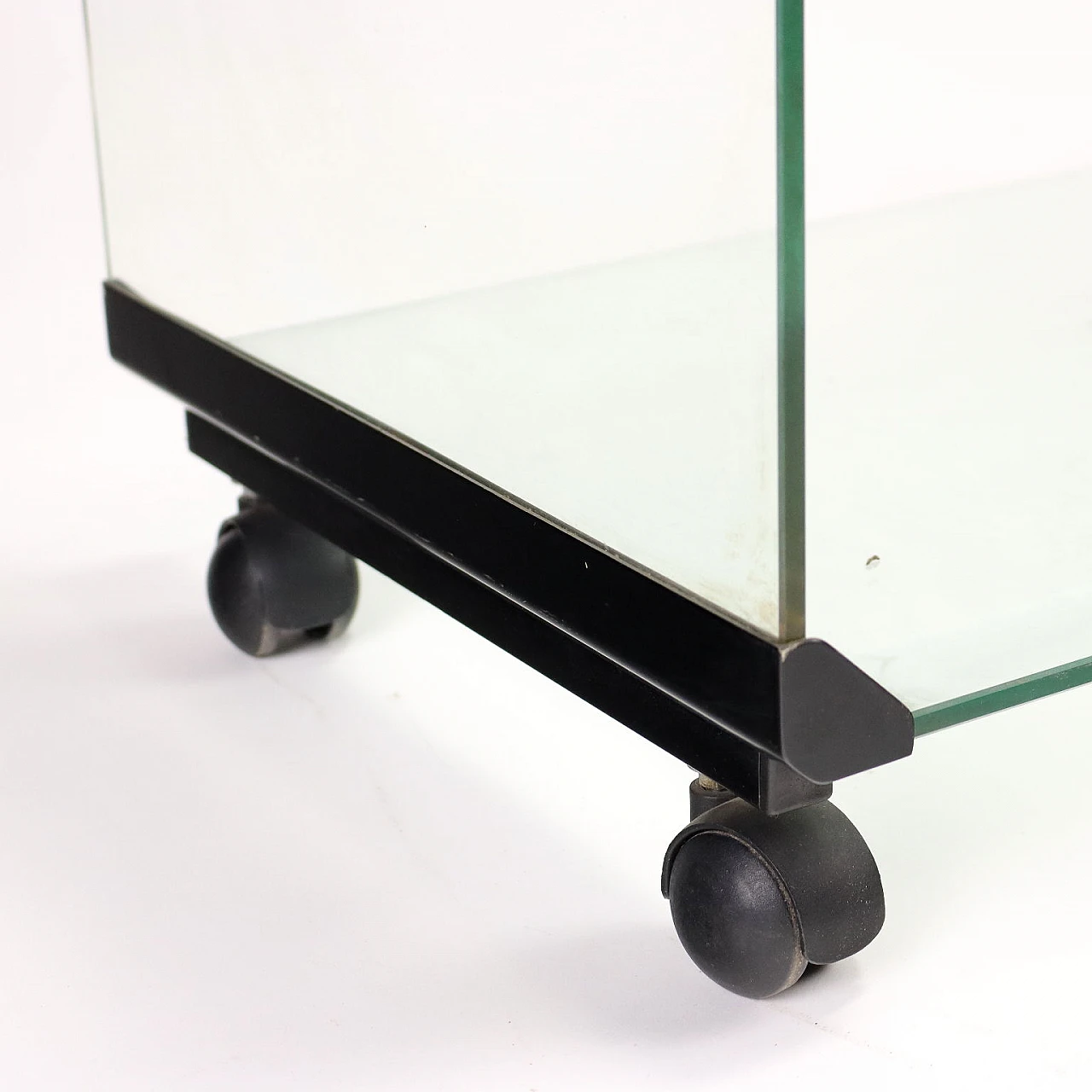 Tv cart in glass and aluminum by Gallotti & Radice, 1980s 6