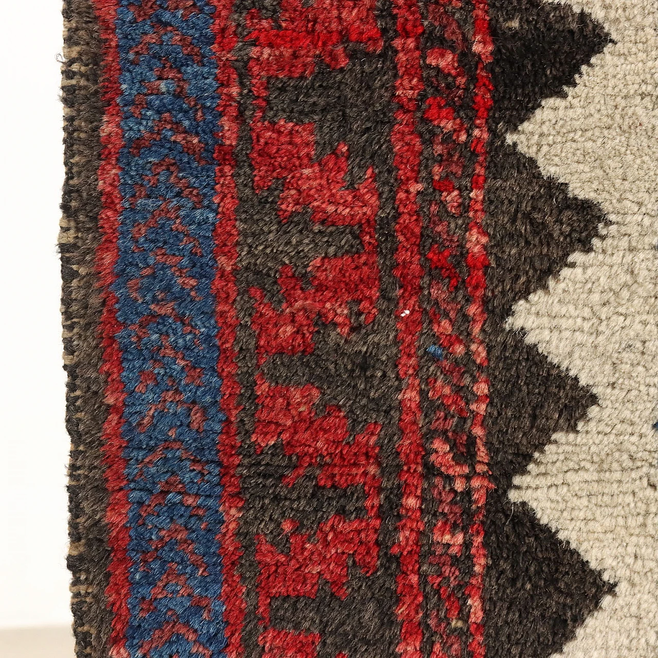 Iranian red, blue and beige wool Beluchi rug 5