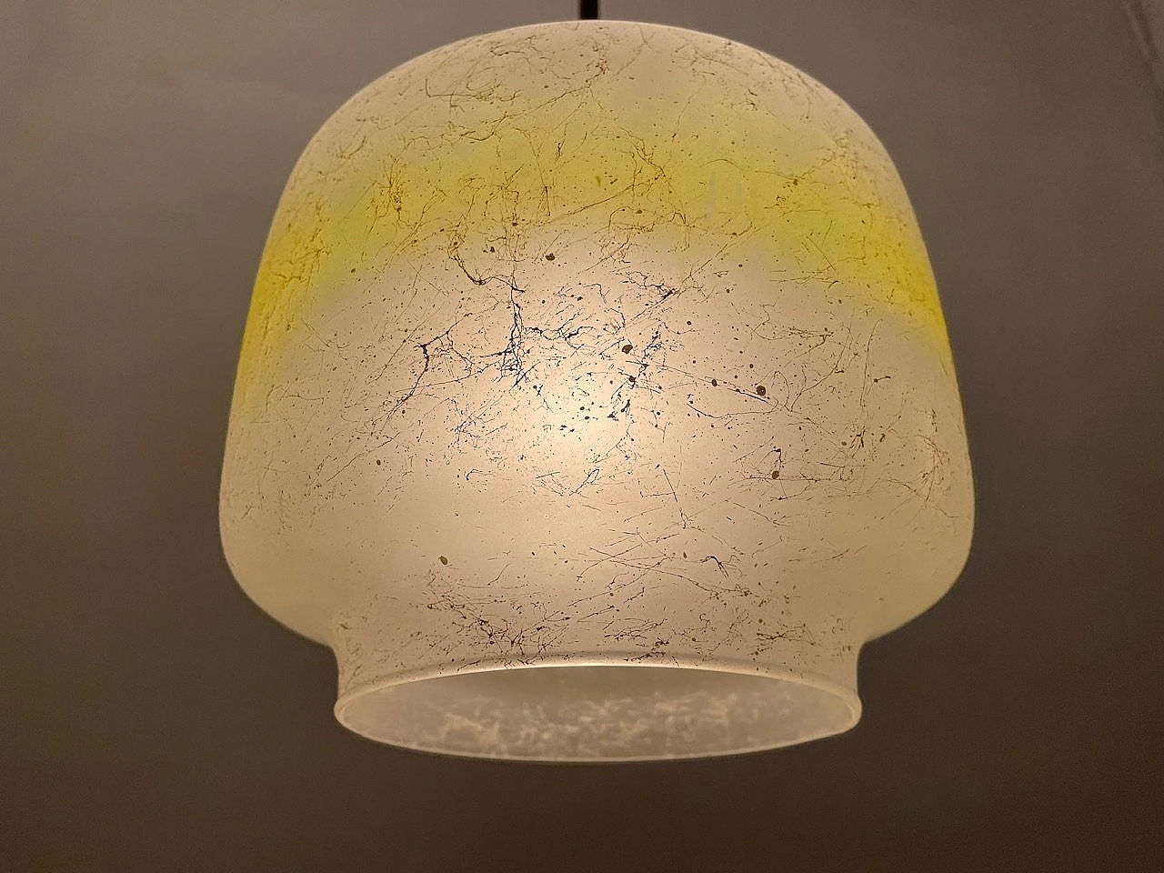 Lampadario in vetro di Murano giallo & bianco, anni '80 3
