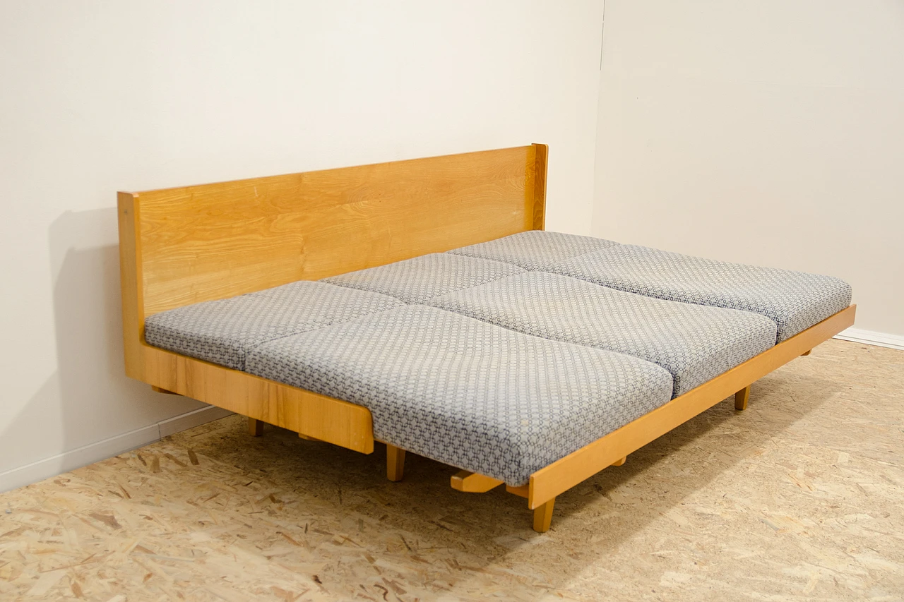 Czechoslovakian beech and fabric sofa bed, 1960s 13