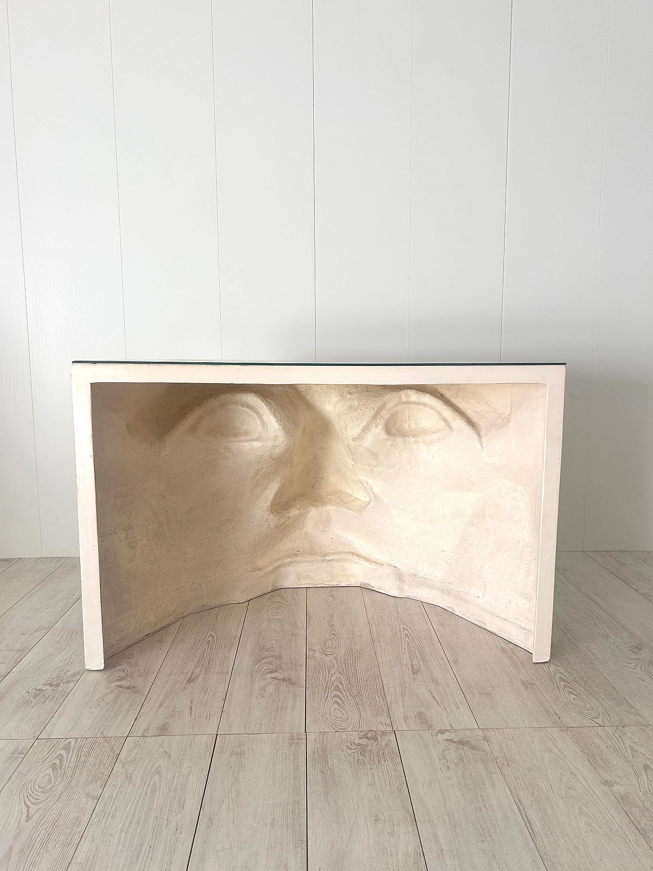 Sculptural fiberglass console with female face, 1980s 20