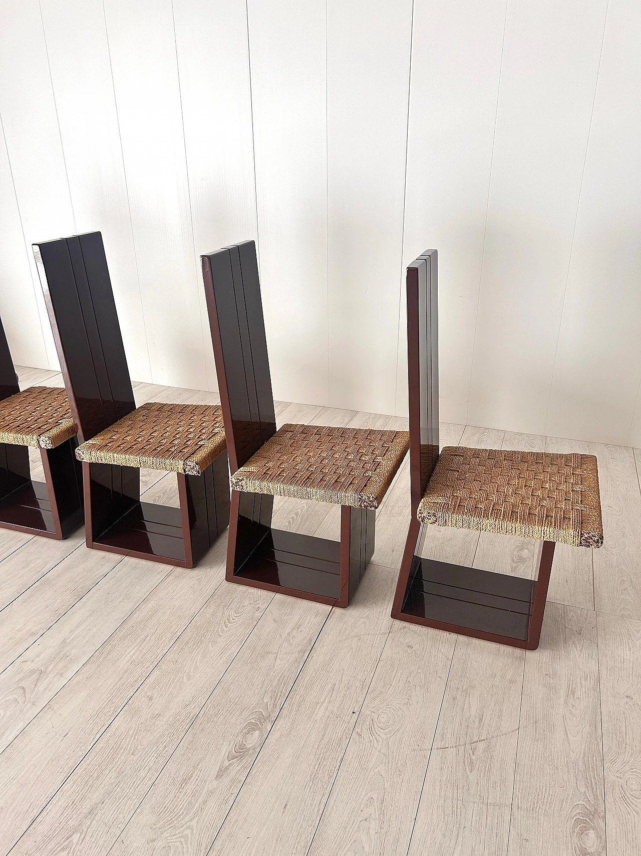 6 Chairs in lacquered wood and straw, 1970s 20