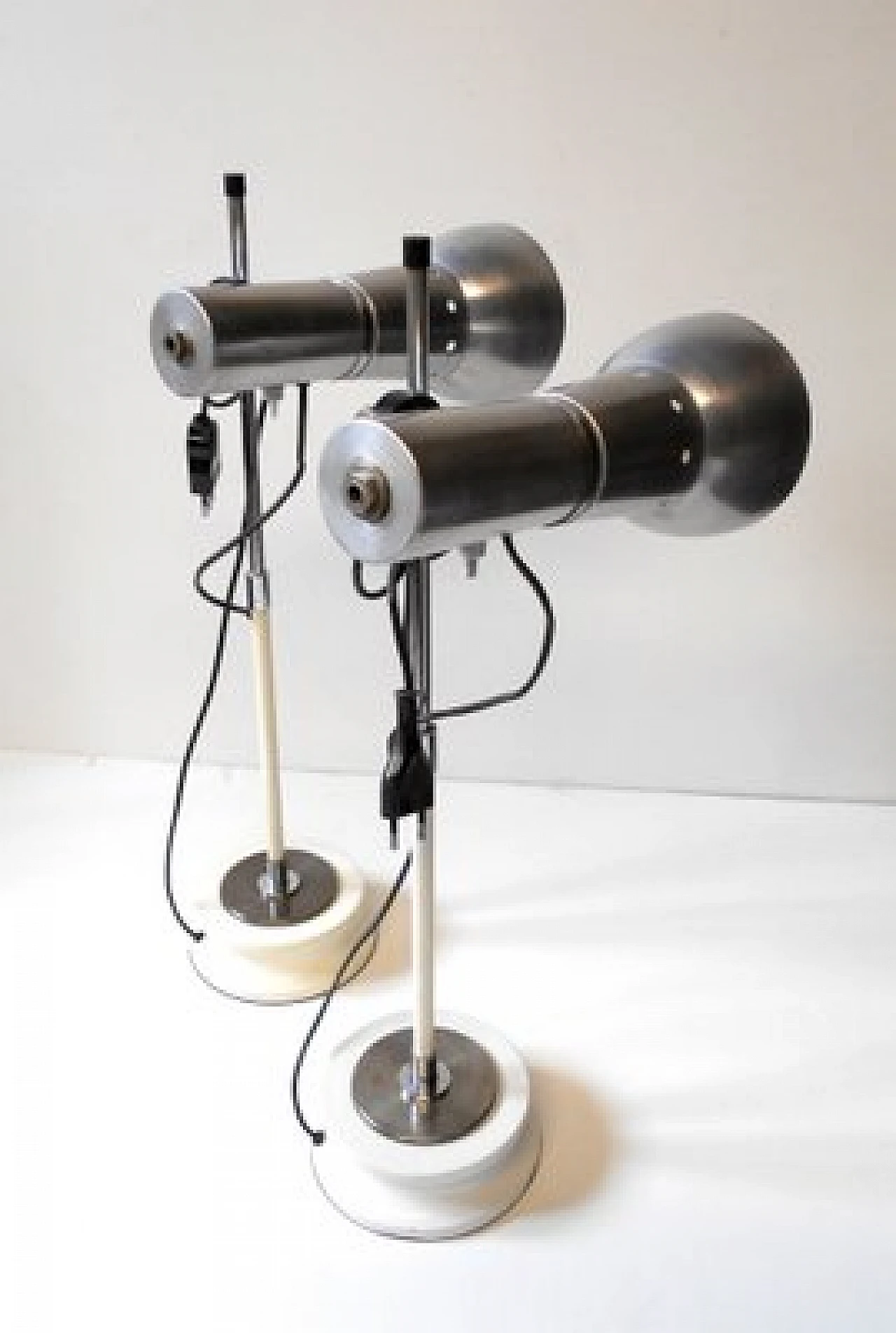 Pair of table lamps attributed to Goffredo Reggiani, 1960s 5
