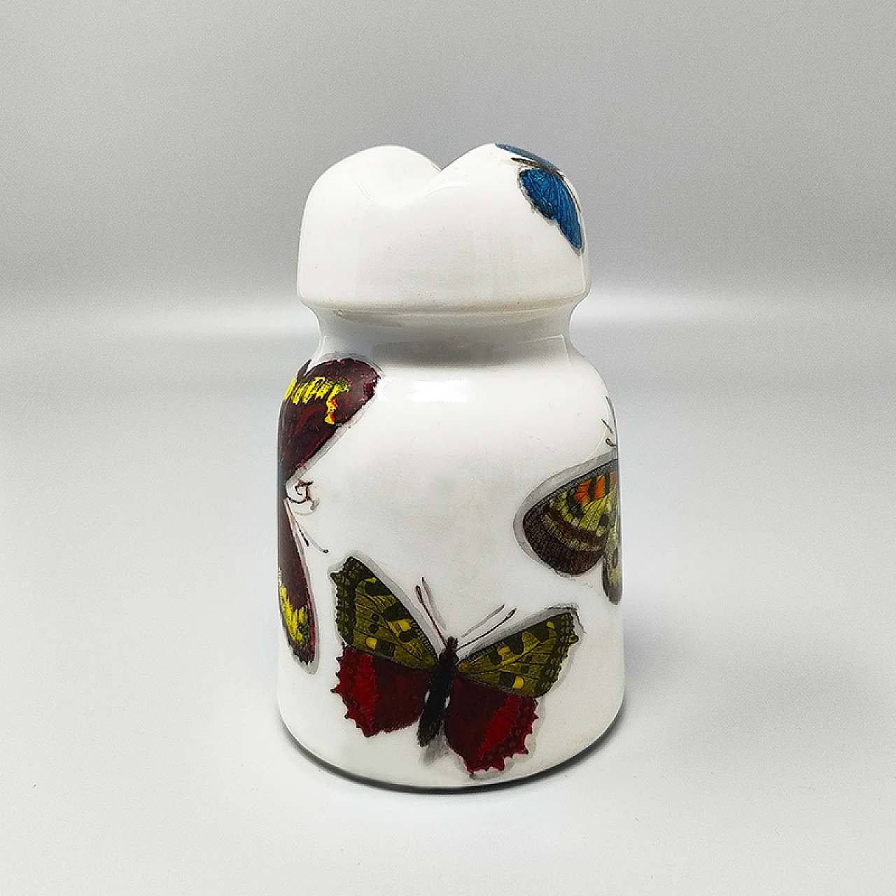Paperweight in porcelain with butterflies by Piero Fornasetti, 1950s 4
