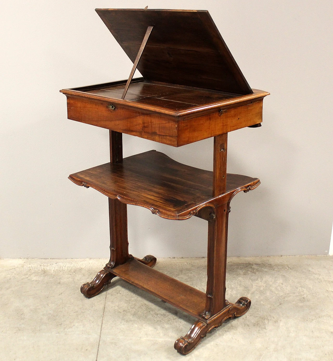 Solid walnut writing desk with lectern, mid-19th century 4