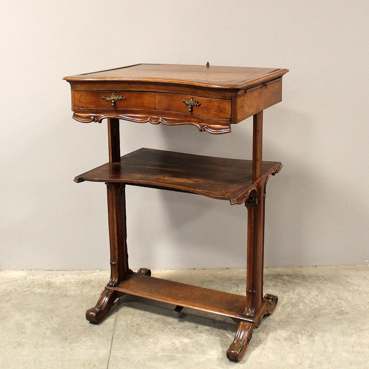Solid walnut writing desk with lectern, mid-19th century 5