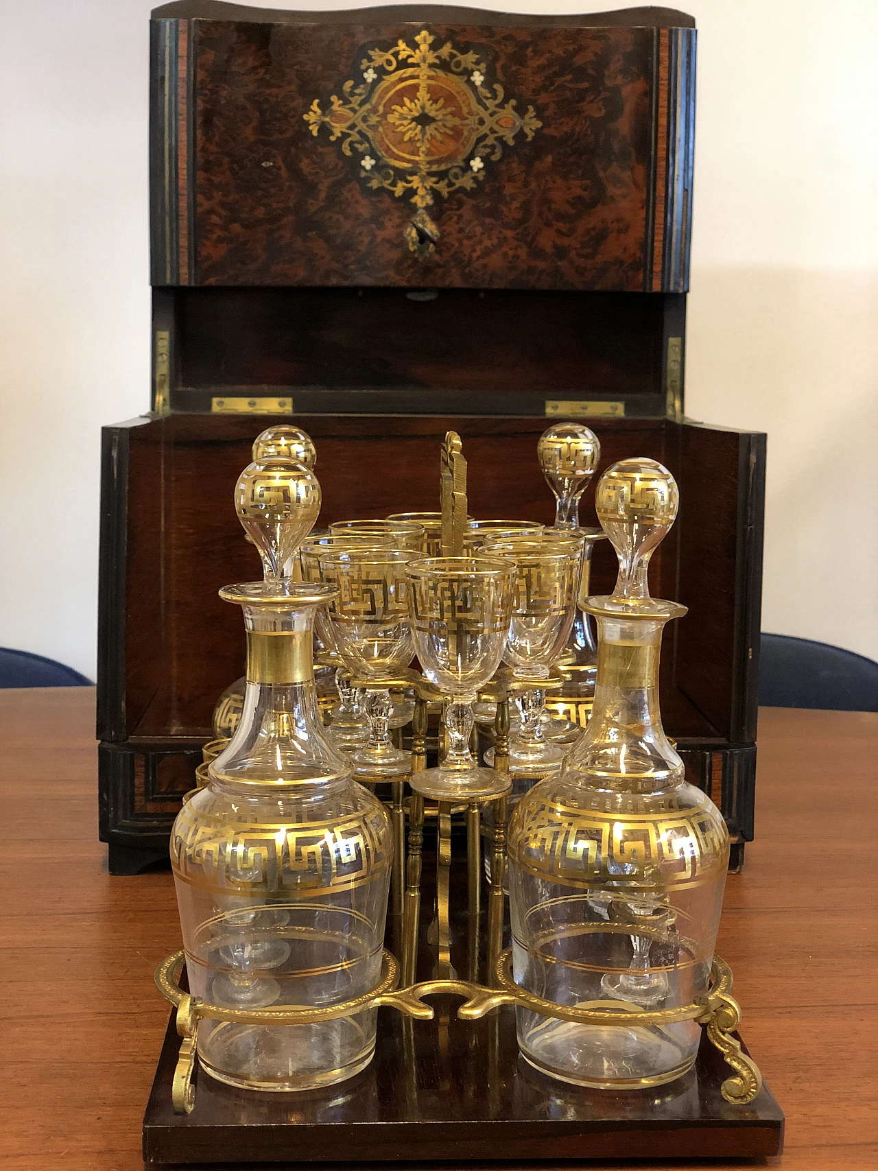 Napoleon III Thuja-root liquor box, 19th century 7
