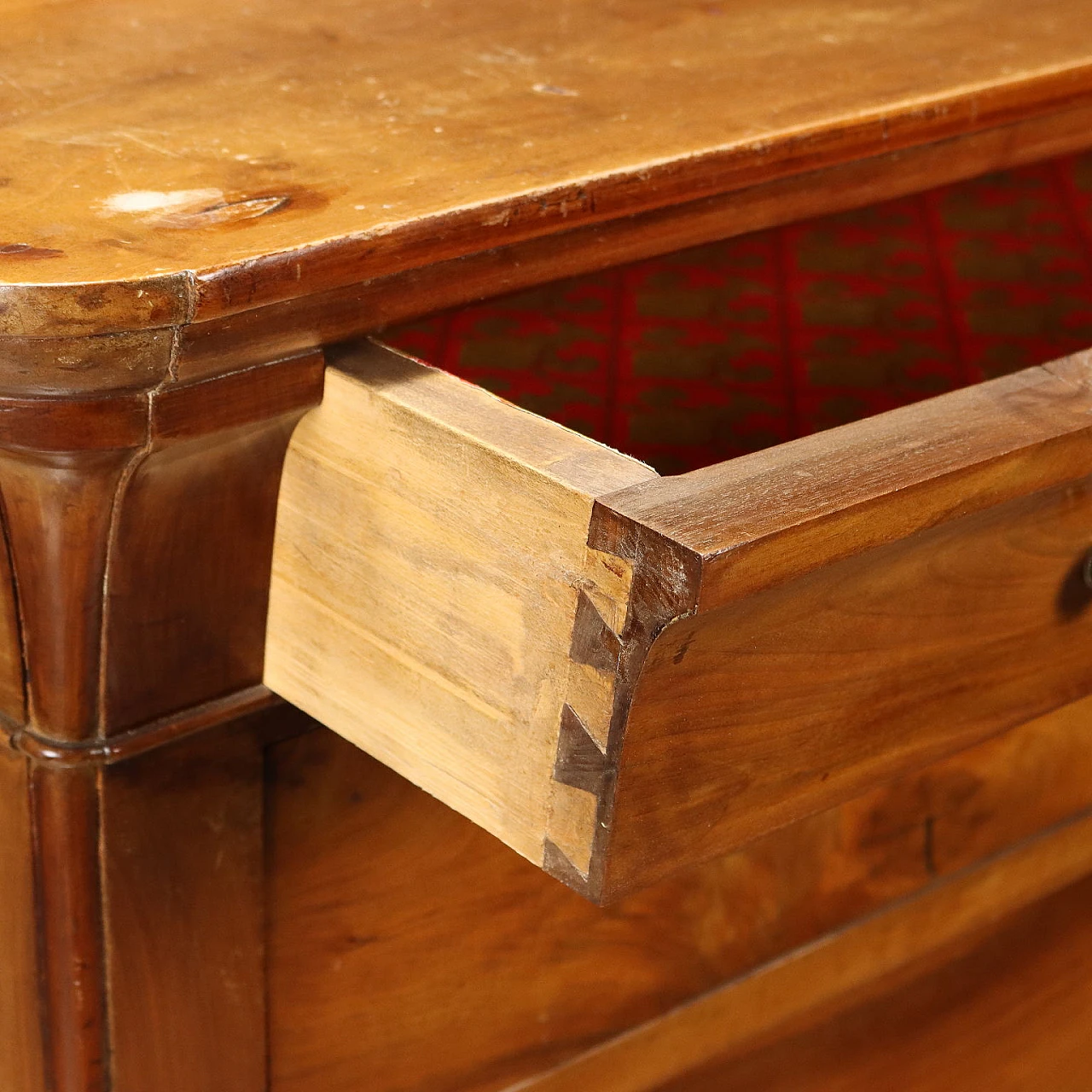 Walnut & poplar dresser with 4 drawers and turned legs, 19th century 3