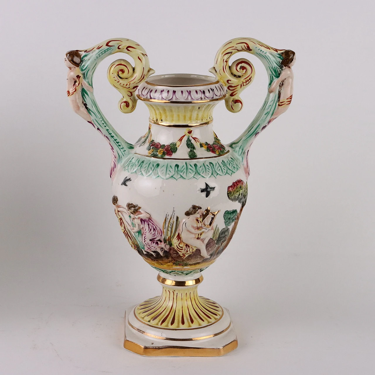 Pair of Capodimonte ceramic vases with mythological scenes 7