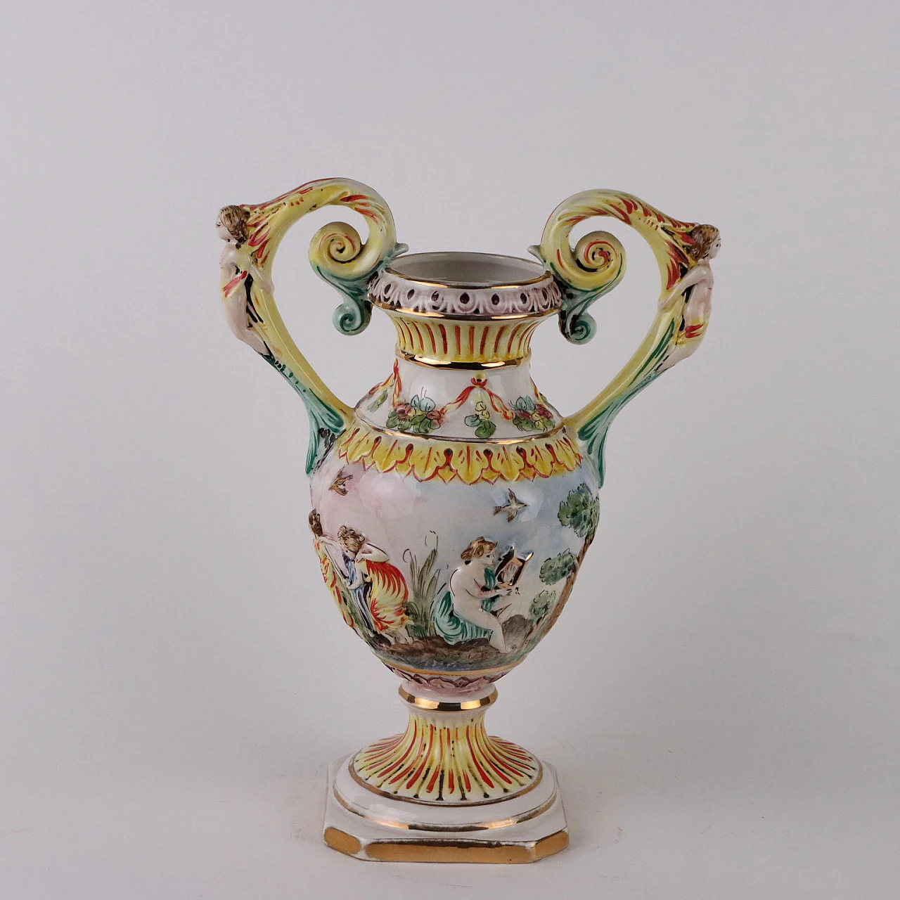 Pair of Capodimonte ceramic vases with mythological scenes 8