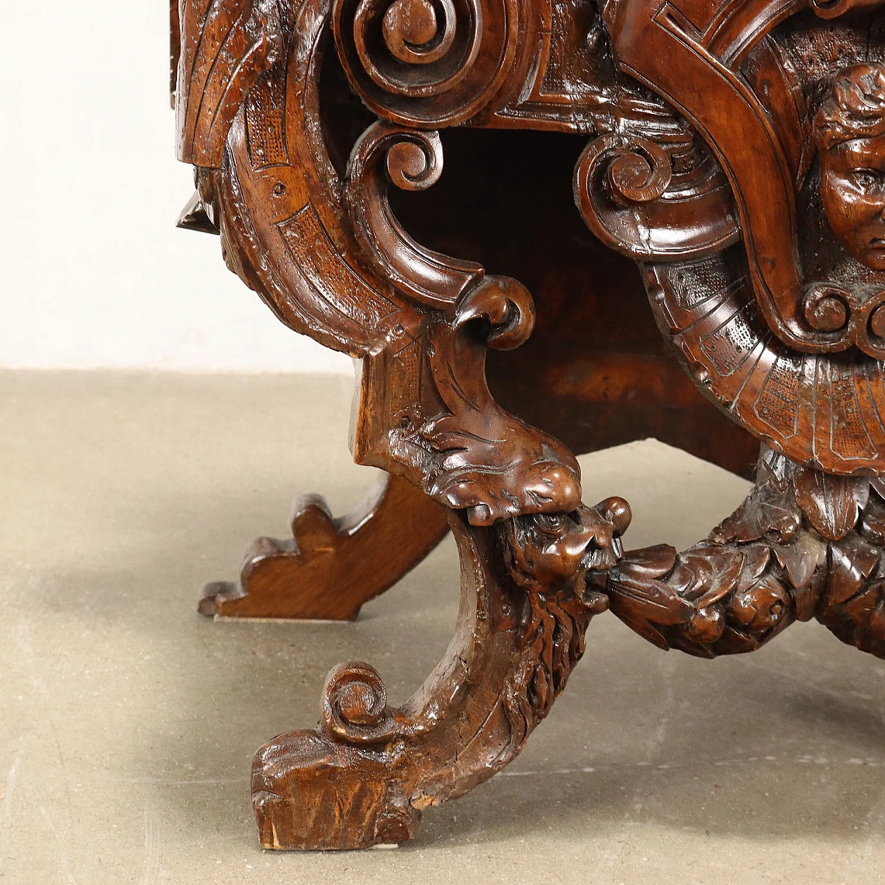 Walnut bench carved with phytomorphic motifs & frets, 19th century 8