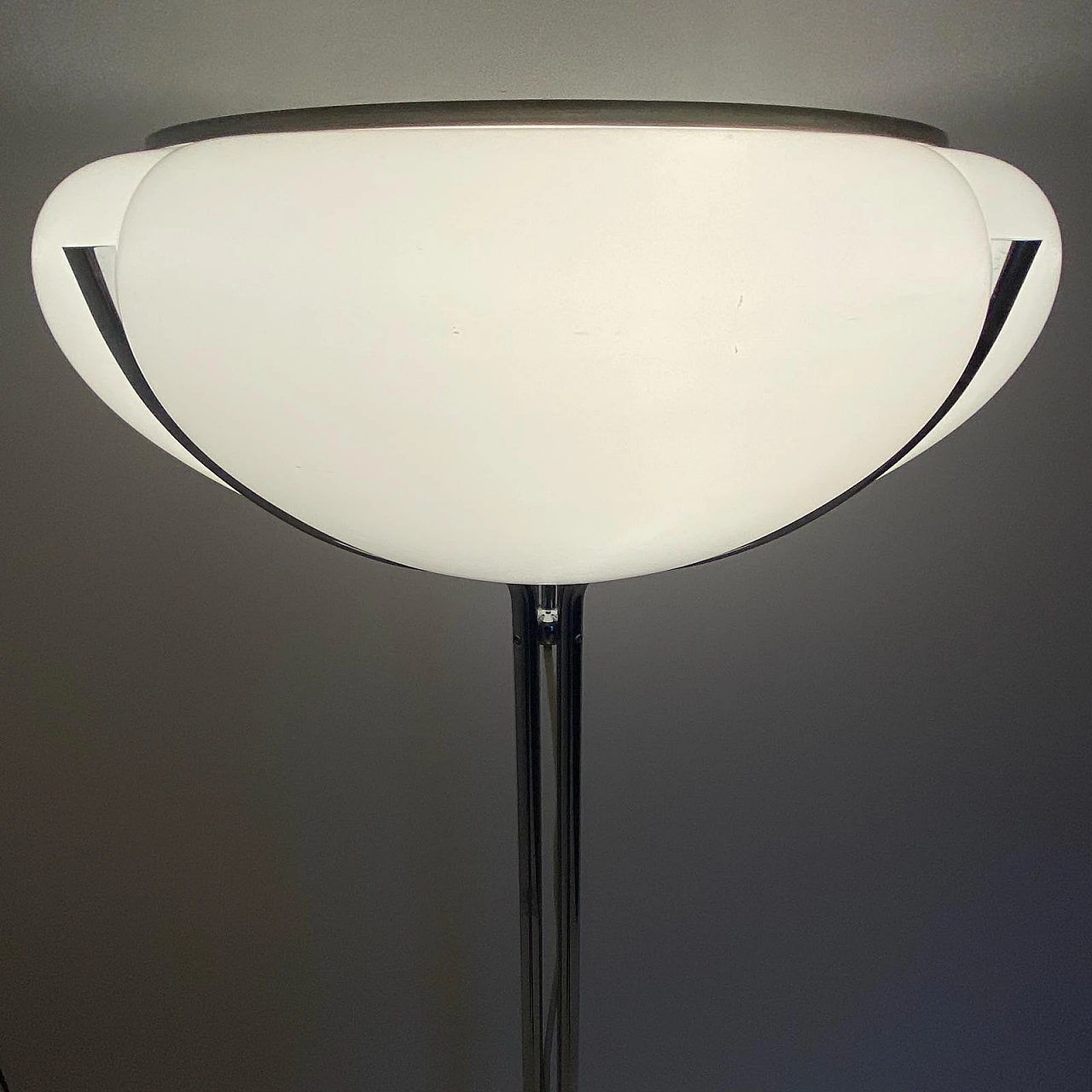 Quadrifoglio floor lamp by Gae Aulenti for Guzzini, 1970s 5