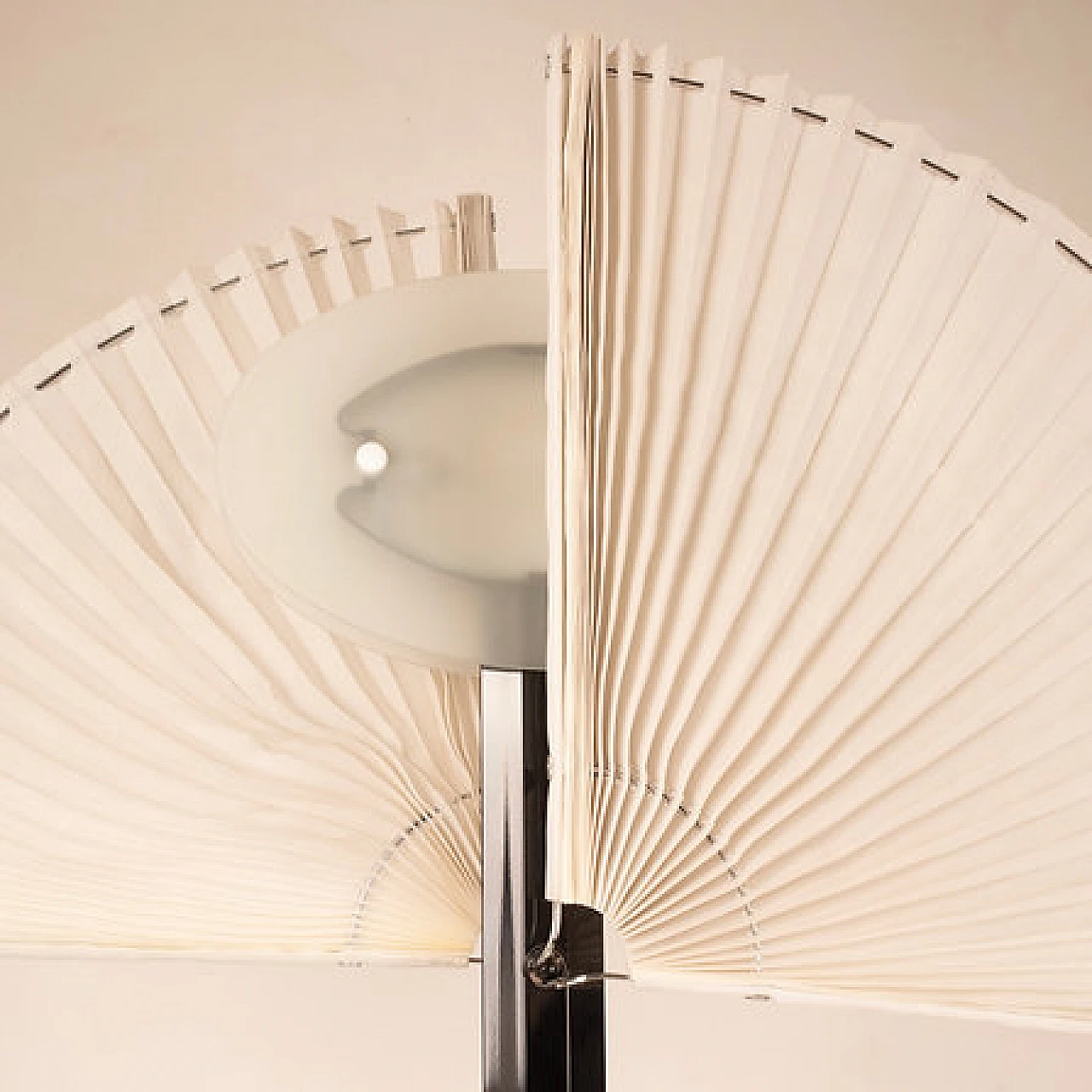 Butterfly floor lamp by Afra and Tobia Scarpa for Flos, 1980s 7