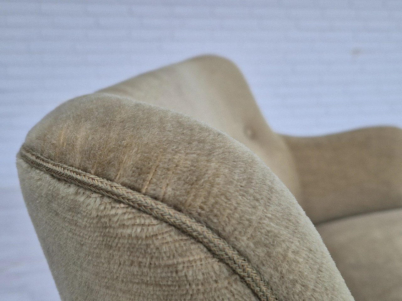 Danish two-seater green velvet sofa with tassels, 1970s 10