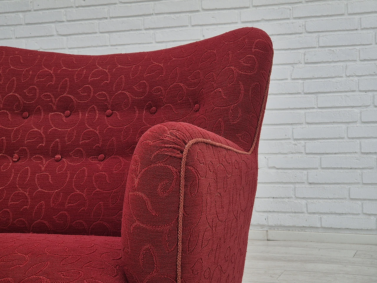 Danish three-seater red fabric and beech sofa, 1960s 5